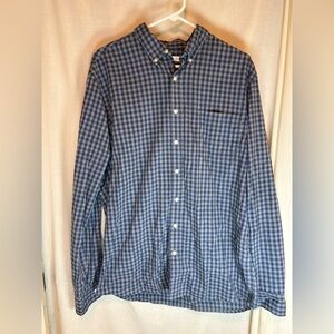 Sonoma Goods For Life Long Sleeve Button Up Shirt Men’s LT Blue Checkered